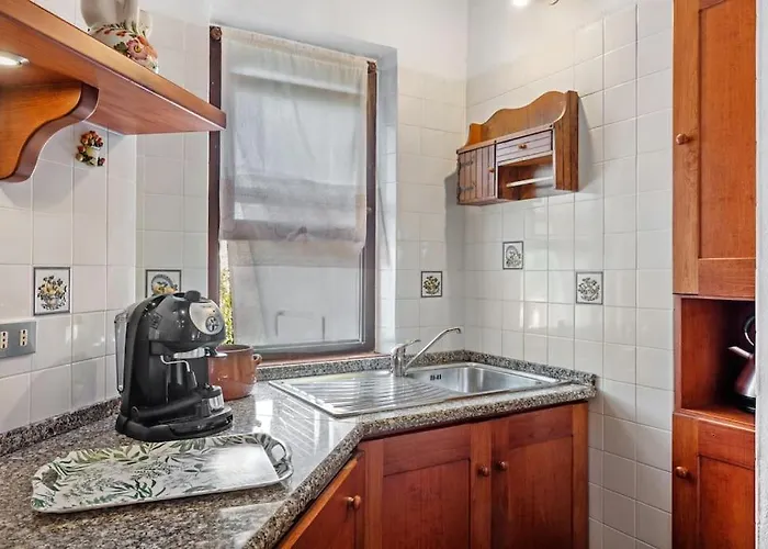 Monique's House -300 Meters To The Beach- *