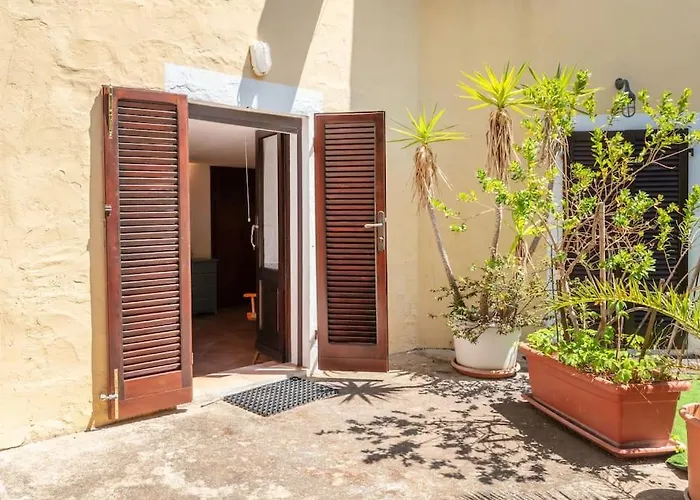 Monique's House -300 Meters To The Beach- * Olbia